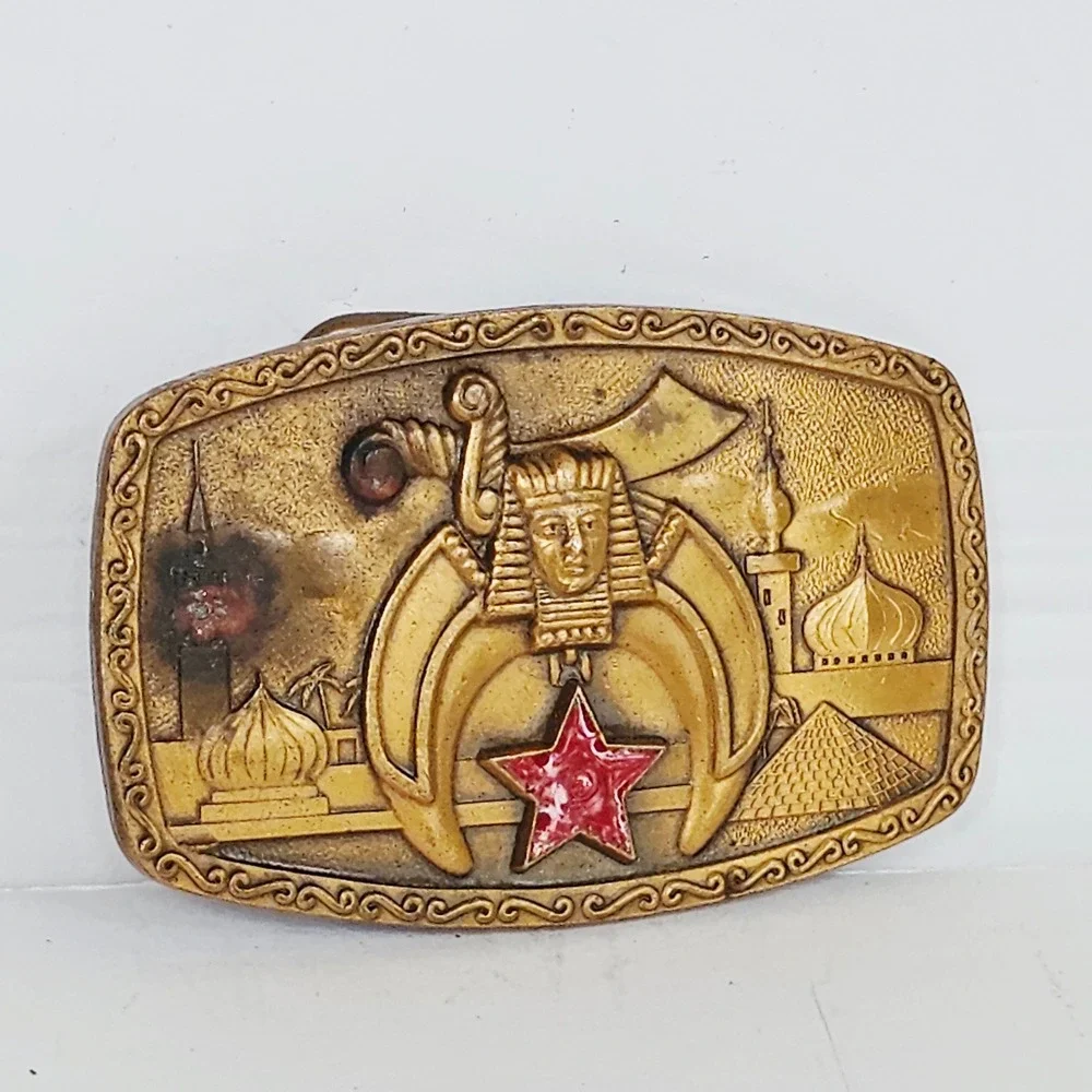 1981 Harry Klitzner Co Shriners Masonic Belt Buckle Brass Tone Red Star Vintage